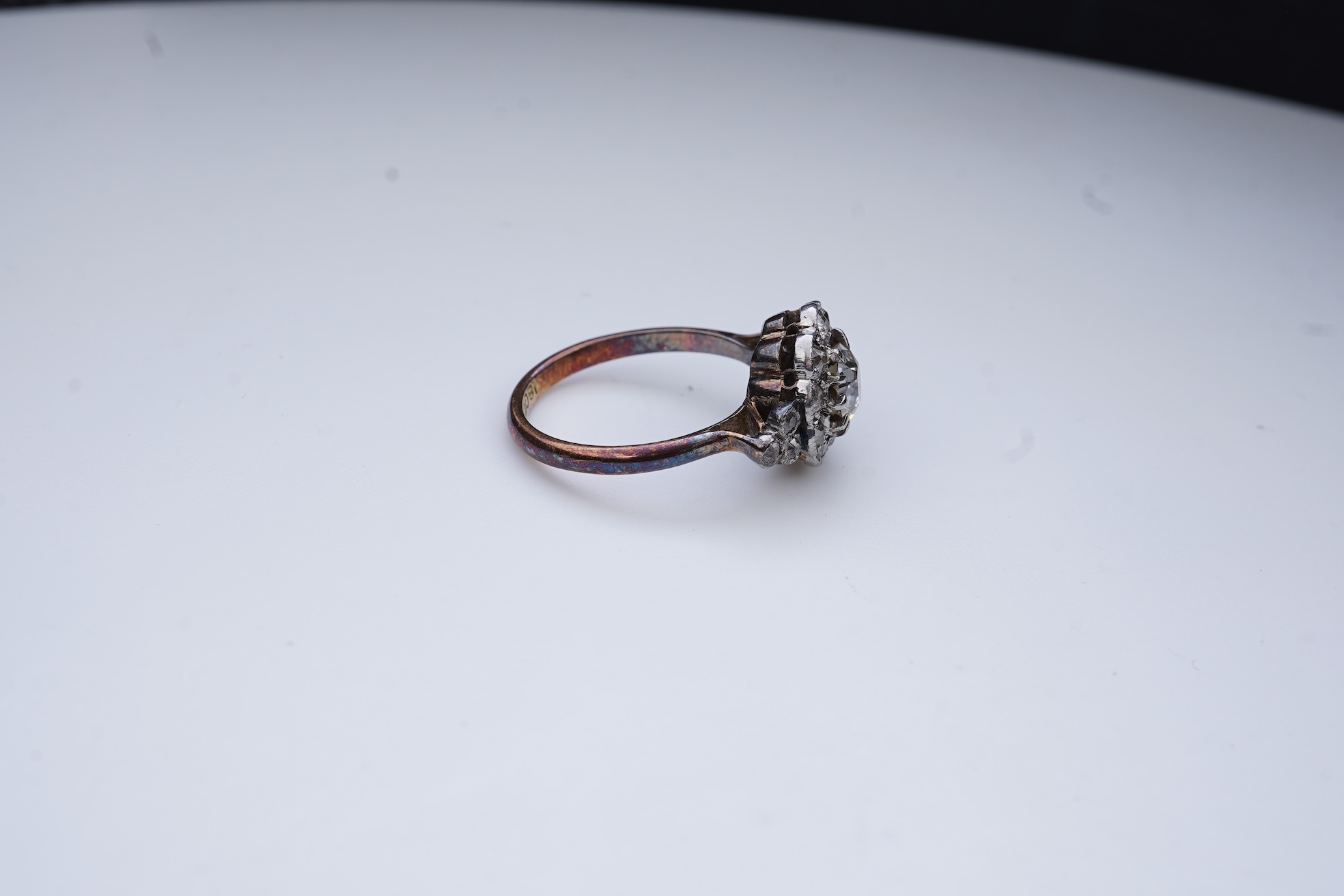 A diamond ring, early 20th century